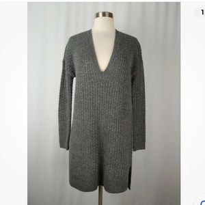 Alice + Olivia Tunic Sweater, grey, Size M